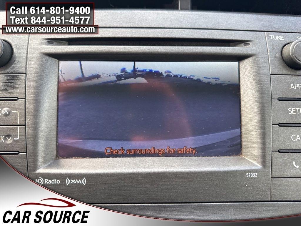 Toyota Prius Plug-In  2015