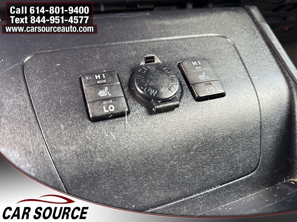 Toyota Prius Plug-In  2015