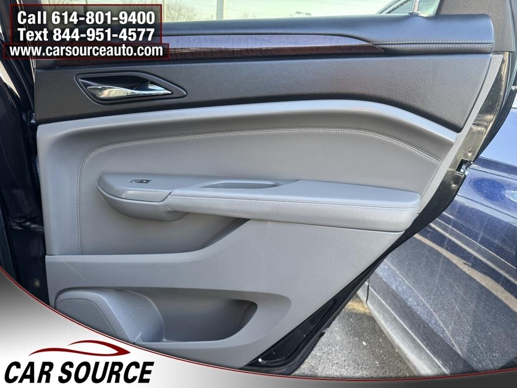 Cadillac SRX  2011