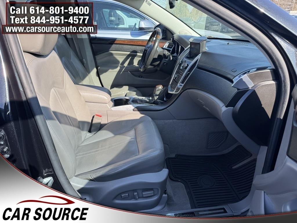 Cadillac SRX  2011