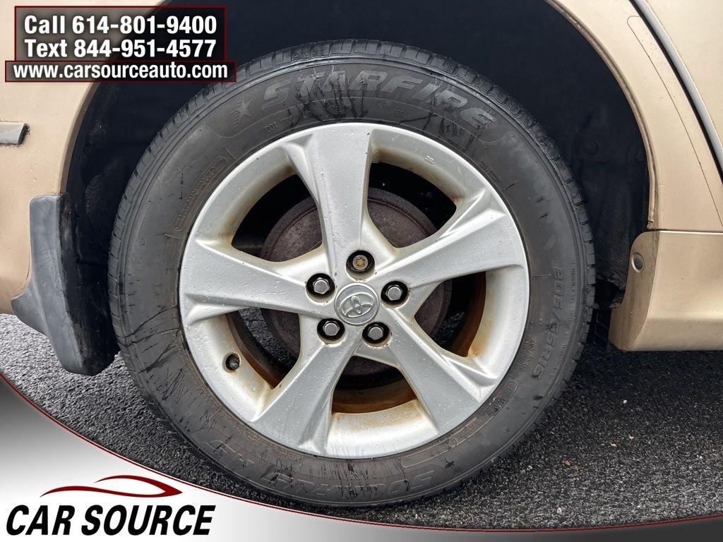 Toyota Corolla  2011