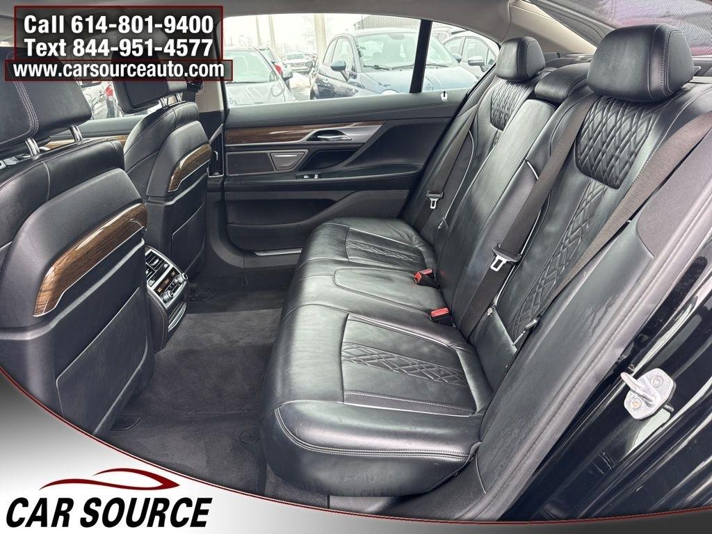 BMW 7 Series  2018
