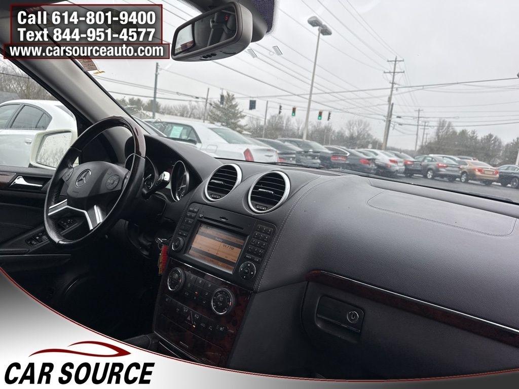 Mercedes-Benz GL-Class  2011