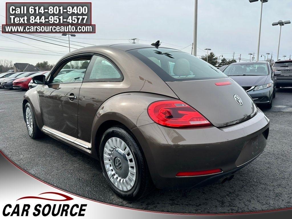 Volkswagen Beetle Coupe  2015