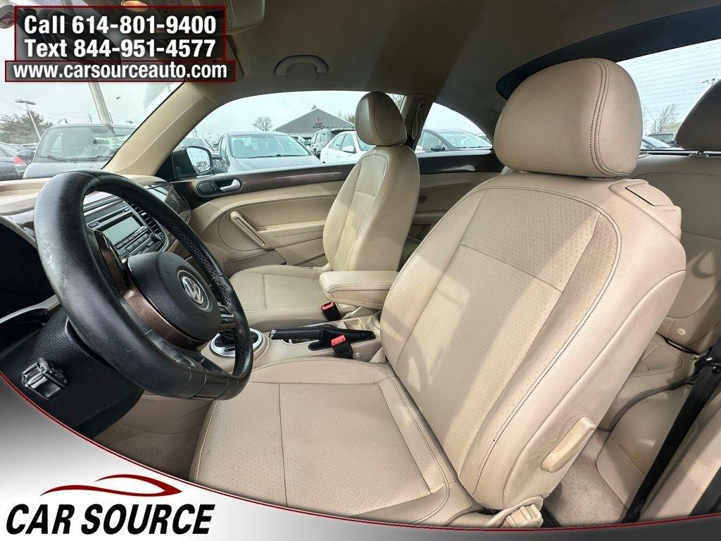 Volkswagen Beetle Coupe  2015