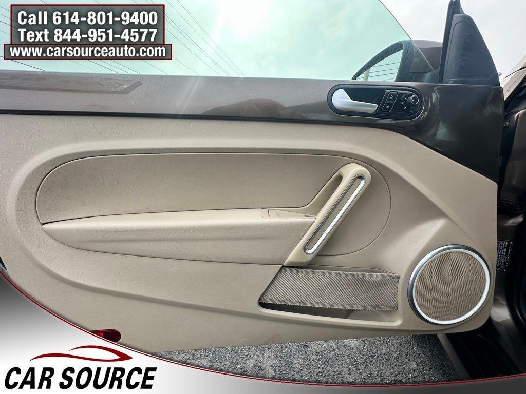 Volkswagen Beetle Coupe  2015