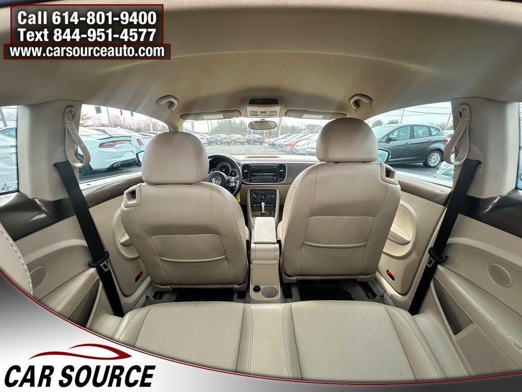 Volkswagen Beetle Coupe  2015