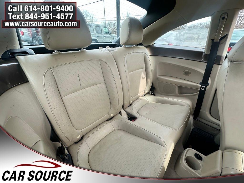 Volkswagen Beetle Coupe  2015