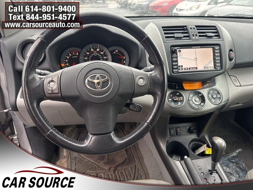 Toyota RAV4  2010