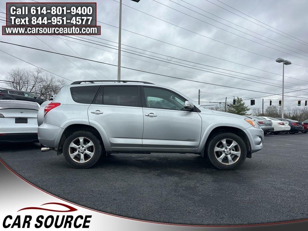 Toyota RAV4  2010
