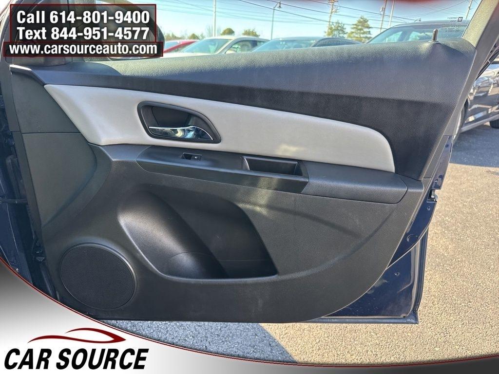 Chevrolet Cruze  2011