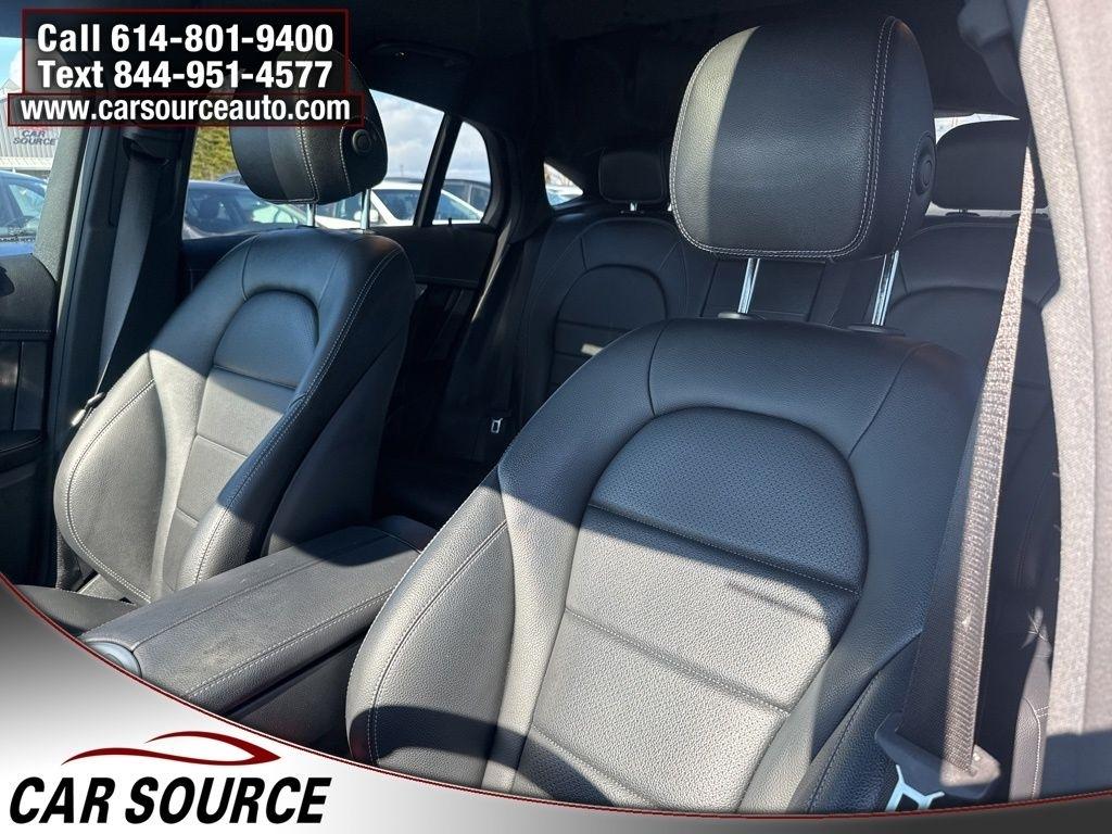 Mercedes-Benz GLC  2023