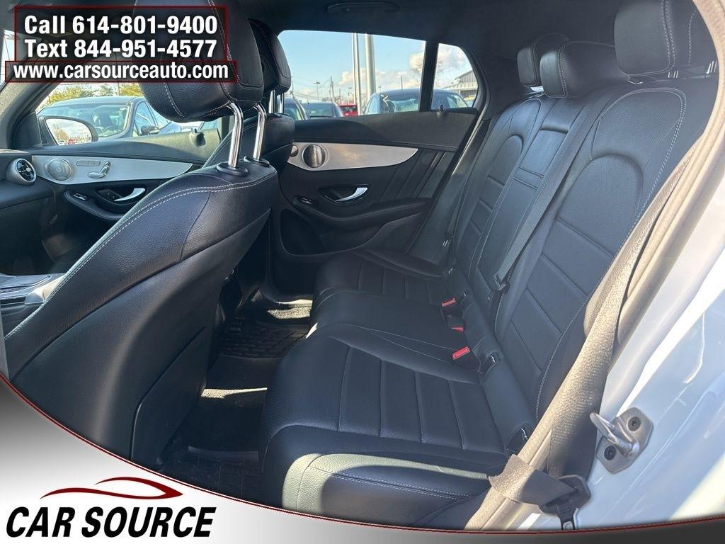 Mercedes-Benz GLC  2023