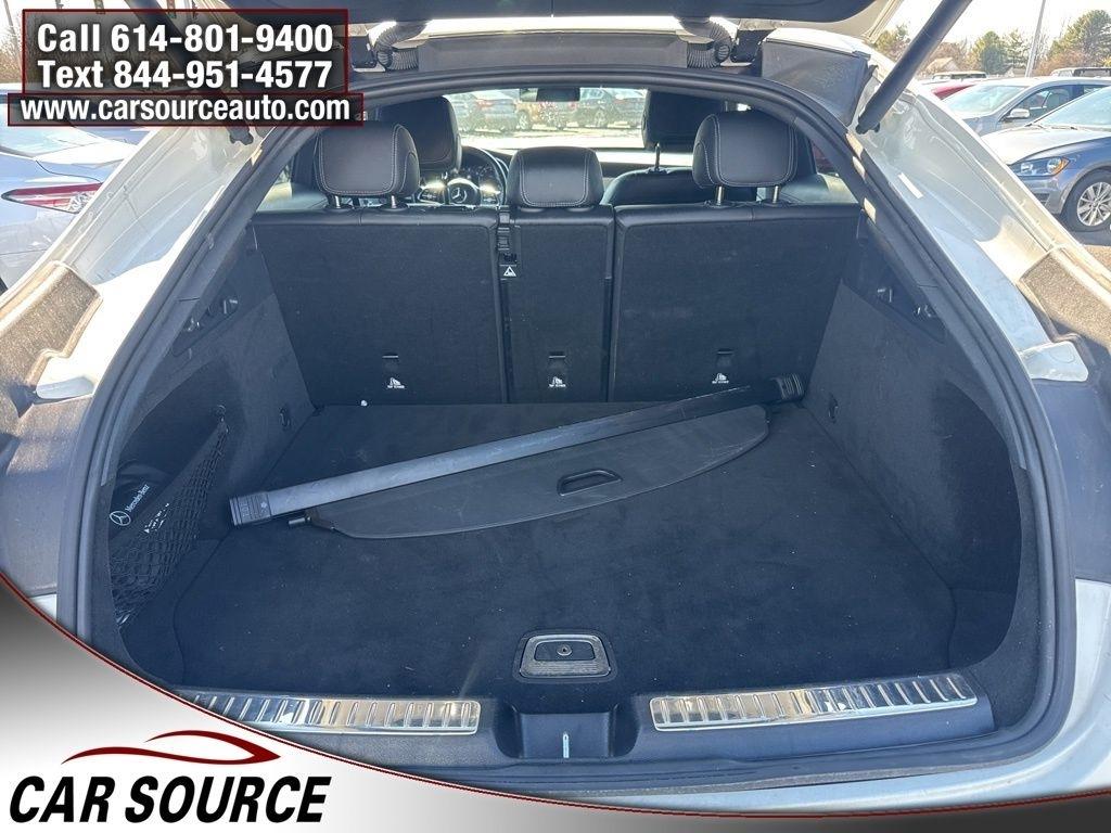 Mercedes-Benz GLC  2023