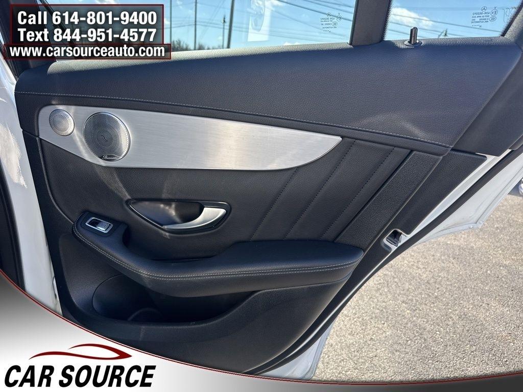 Mercedes-Benz GLC  2023