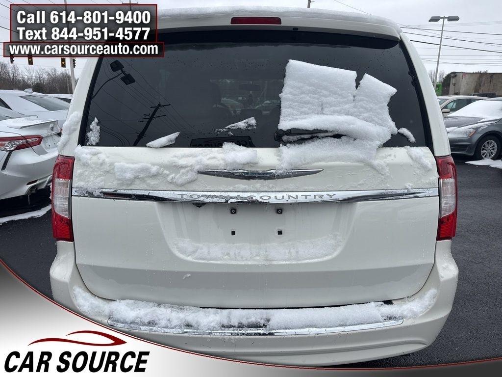 Chrysler Town & Country  2012