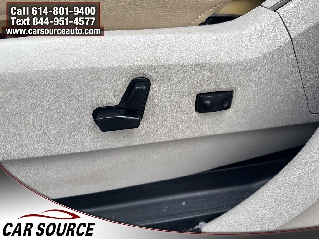 Chrysler Town & Country  2012