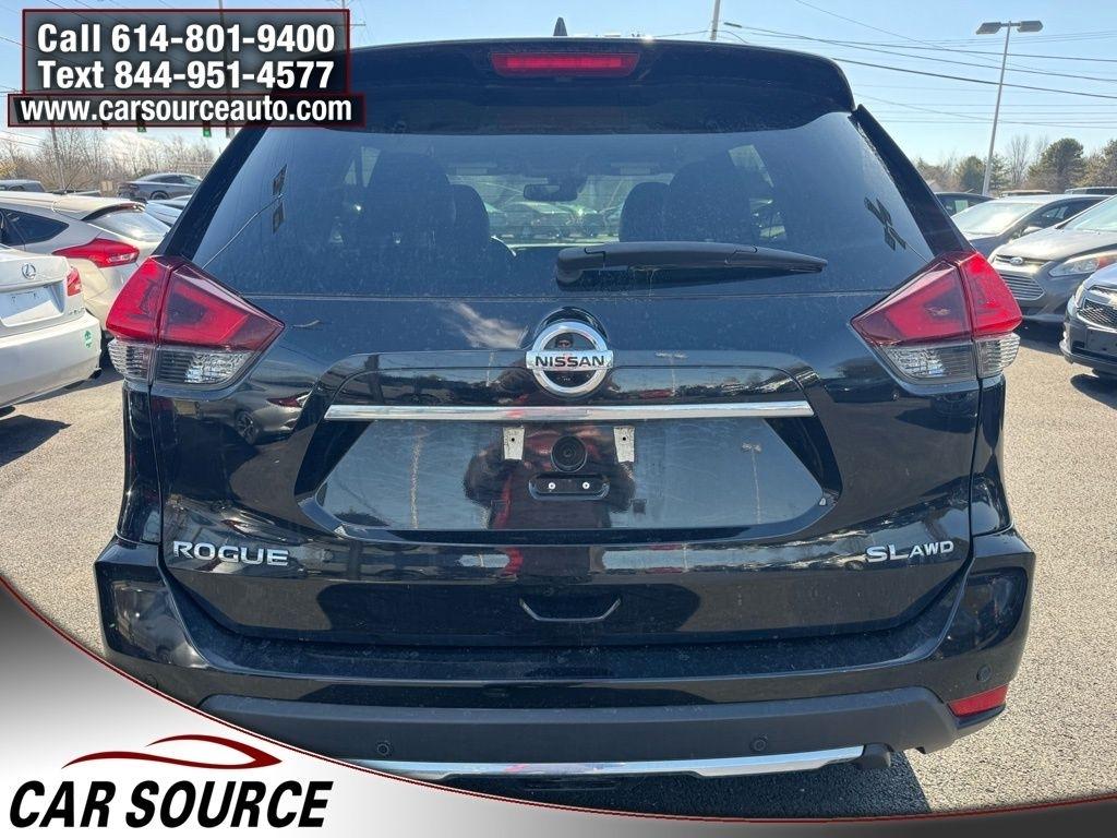 Nissan Rogue  2019