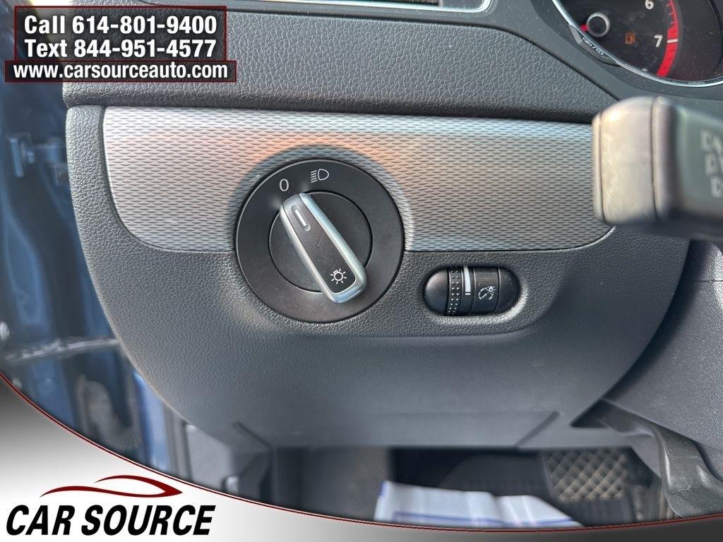 Volkswagen Jetta  2017