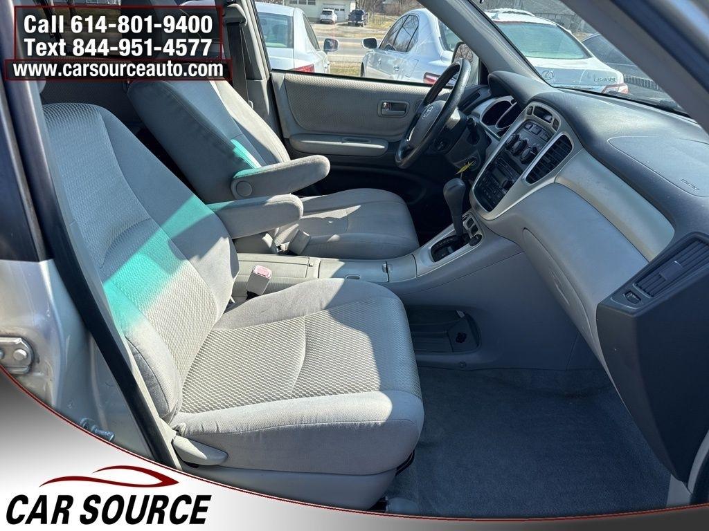 Toyota Highlander  2004