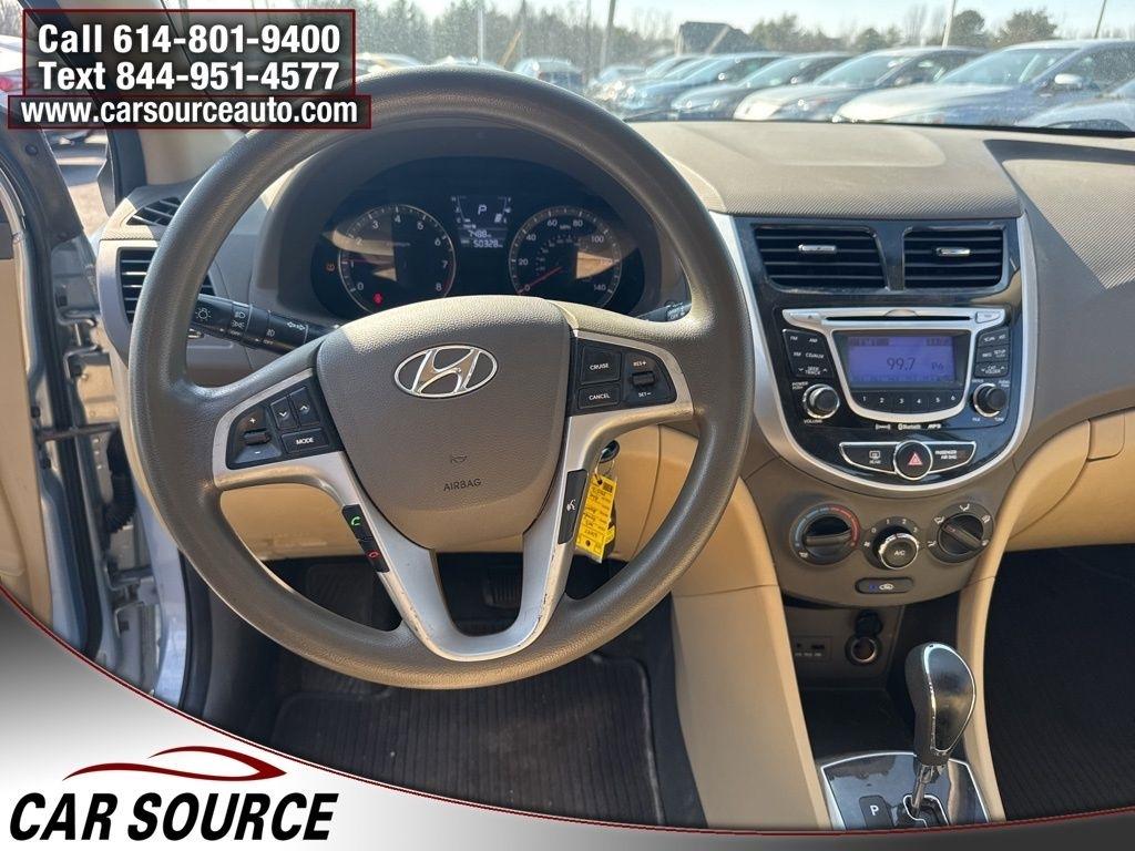 Hyundai Accent  2013
