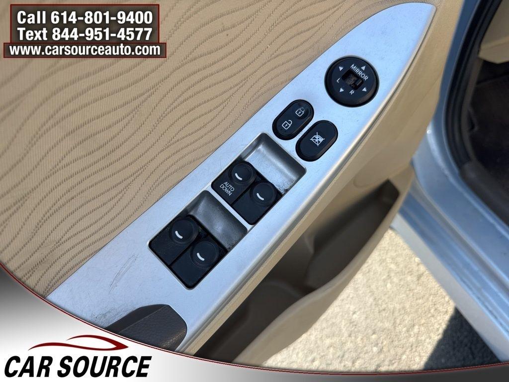 Hyundai Accent  2013