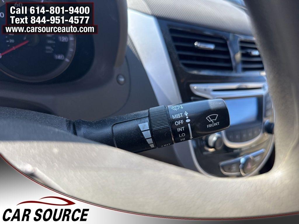 Hyundai Accent  2013