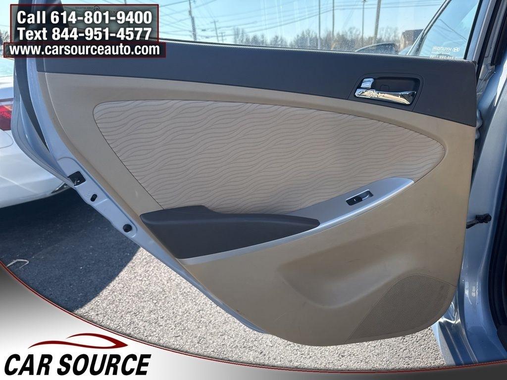 Hyundai Accent  2013