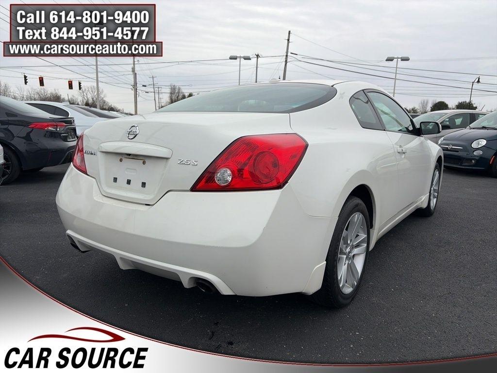 Nissan Altima  2012