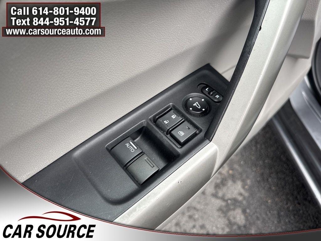 Honda Civic Cpe  2012