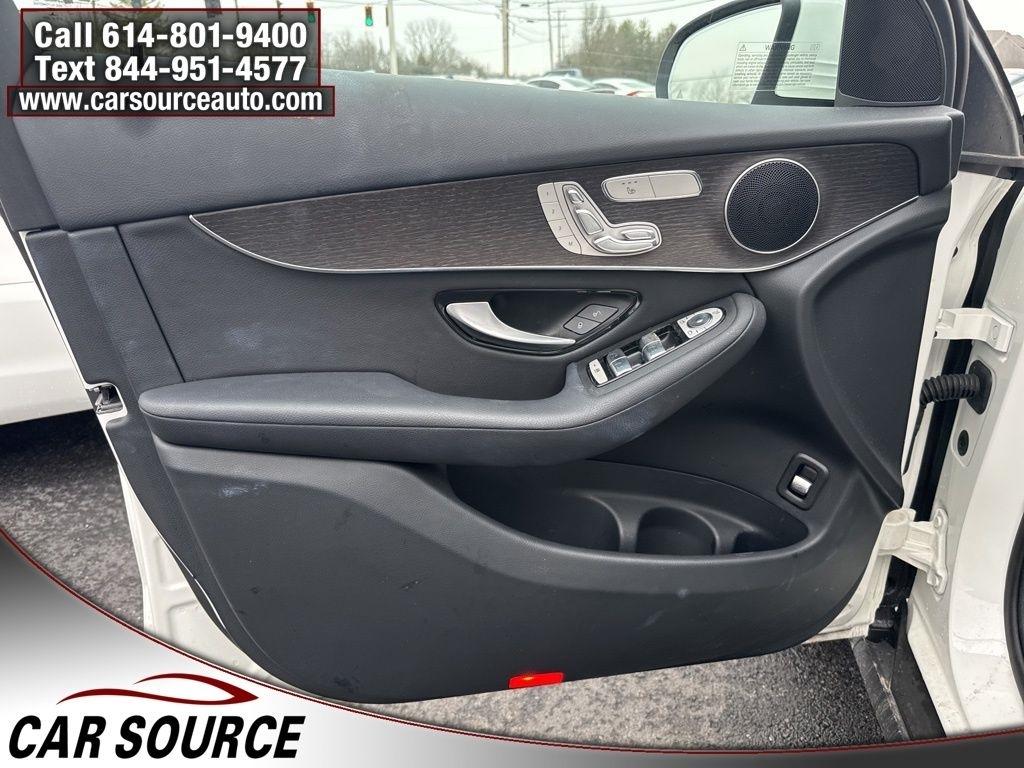 Mercedes-Benz GLC  2022