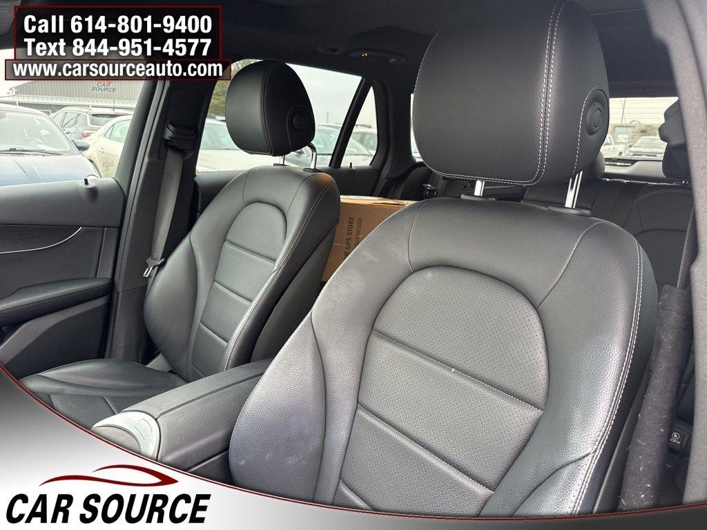 Mercedes-Benz GLC  2022