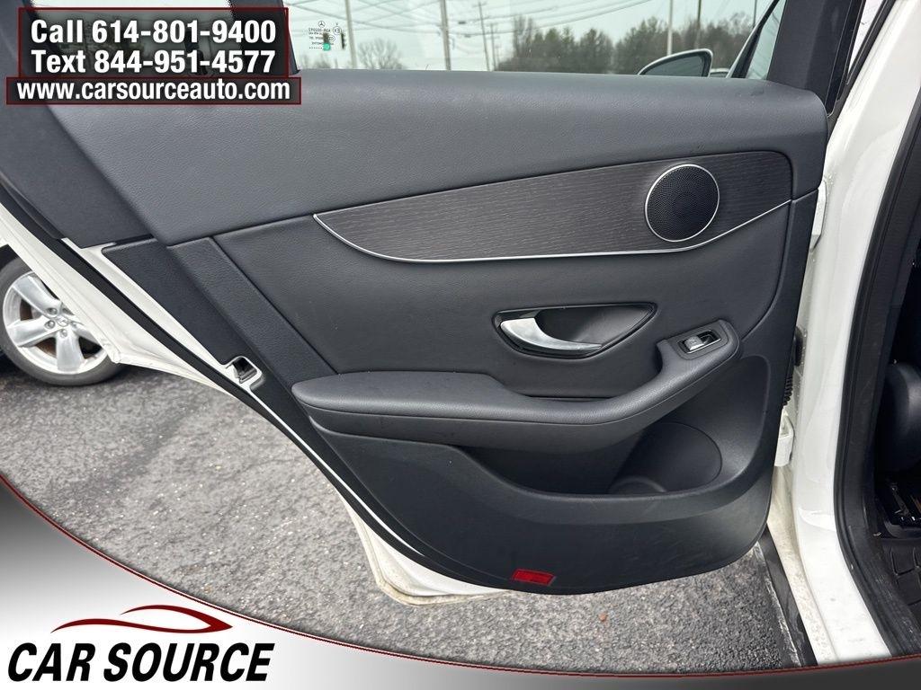 Mercedes-Benz GLC  2022