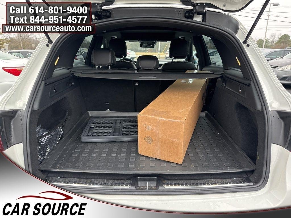 Mercedes-Benz GLC  2022