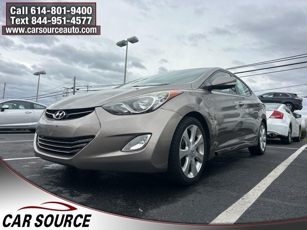 Hyundai Elantra  2011
