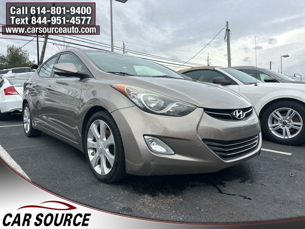 Hyundai Elantra  2011