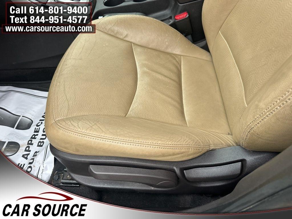 Hyundai Elantra  2011