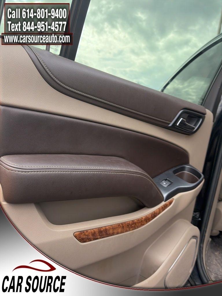 Chevrolet Suburban  2015