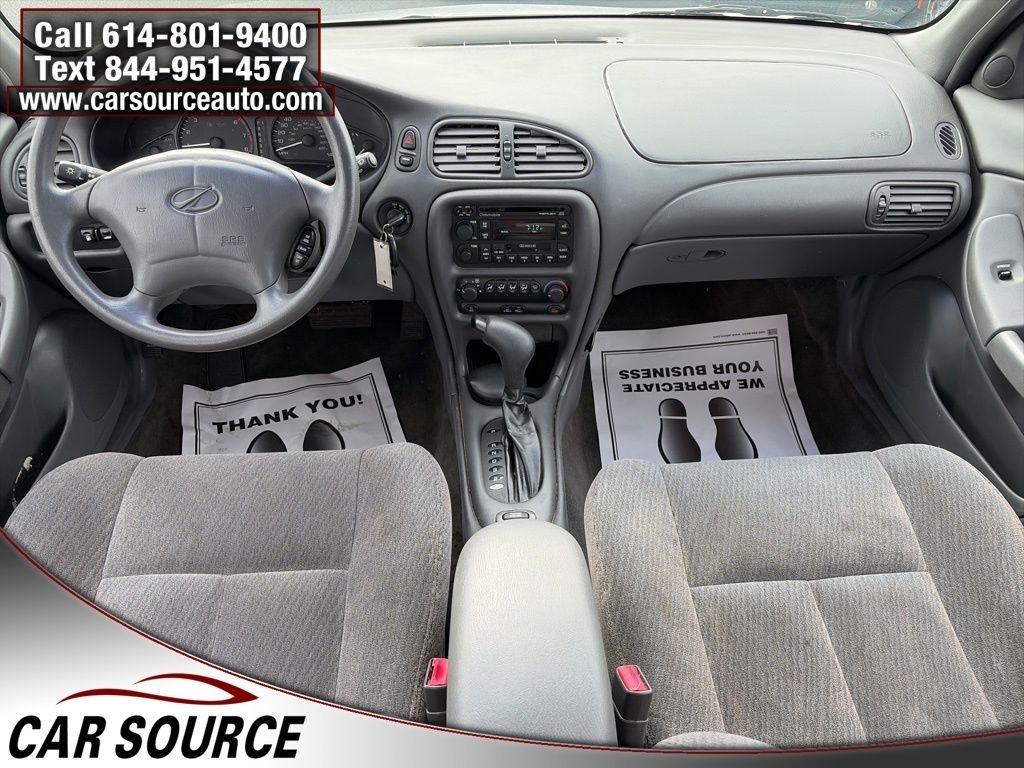 Oldsmobile Intrigue  1999