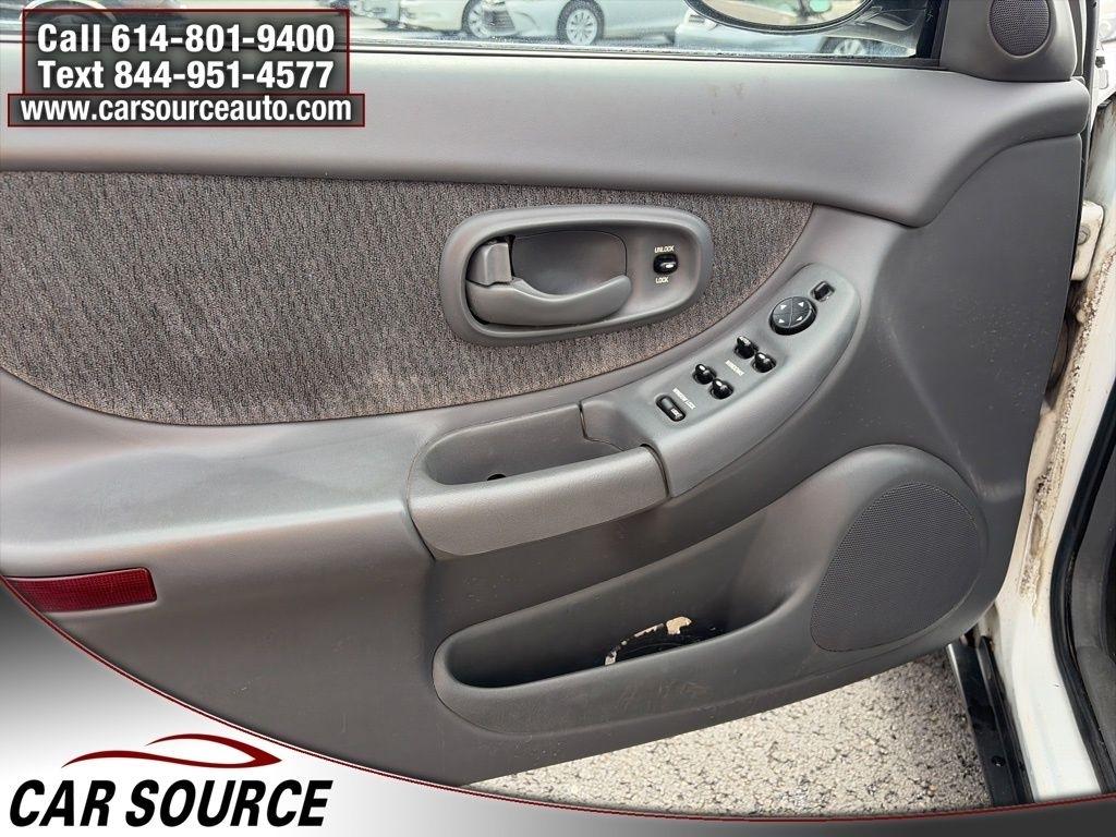 Oldsmobile Intrigue  1999