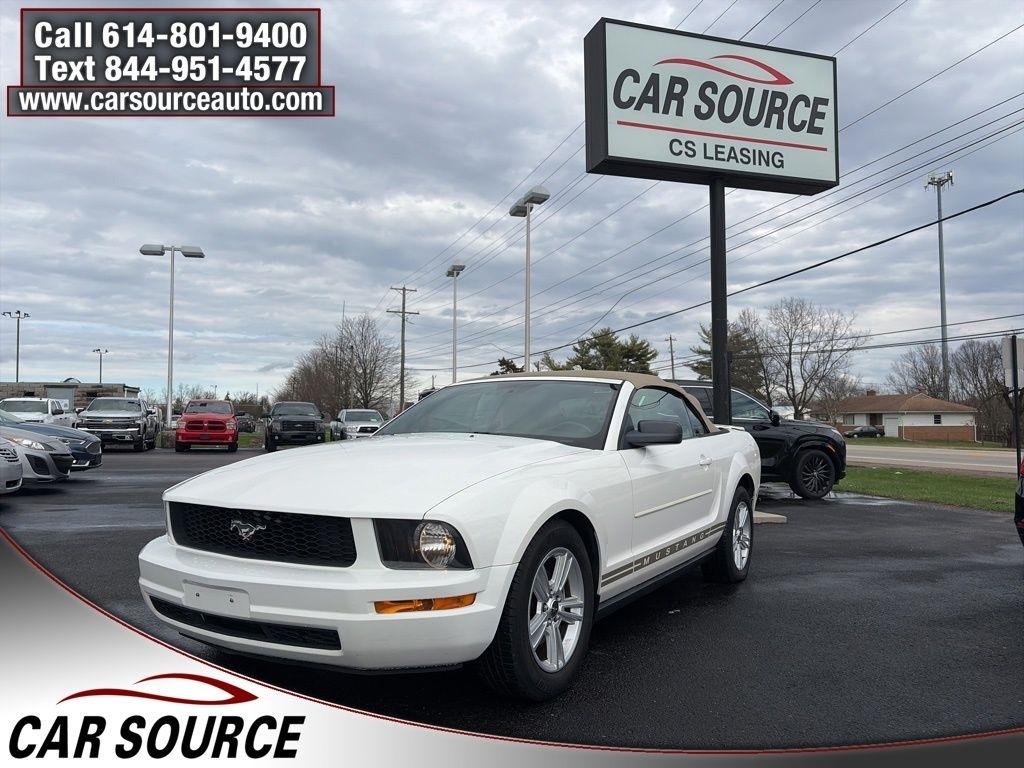 2008 Ford Mustang V6 Deluxe