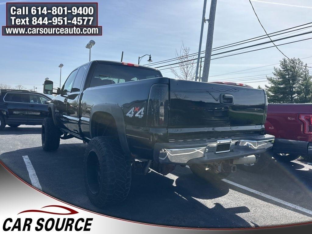 GMC Sierra 2500HD  2005