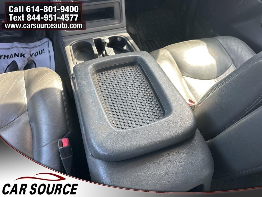 GMC Sierra 2500HD  2005