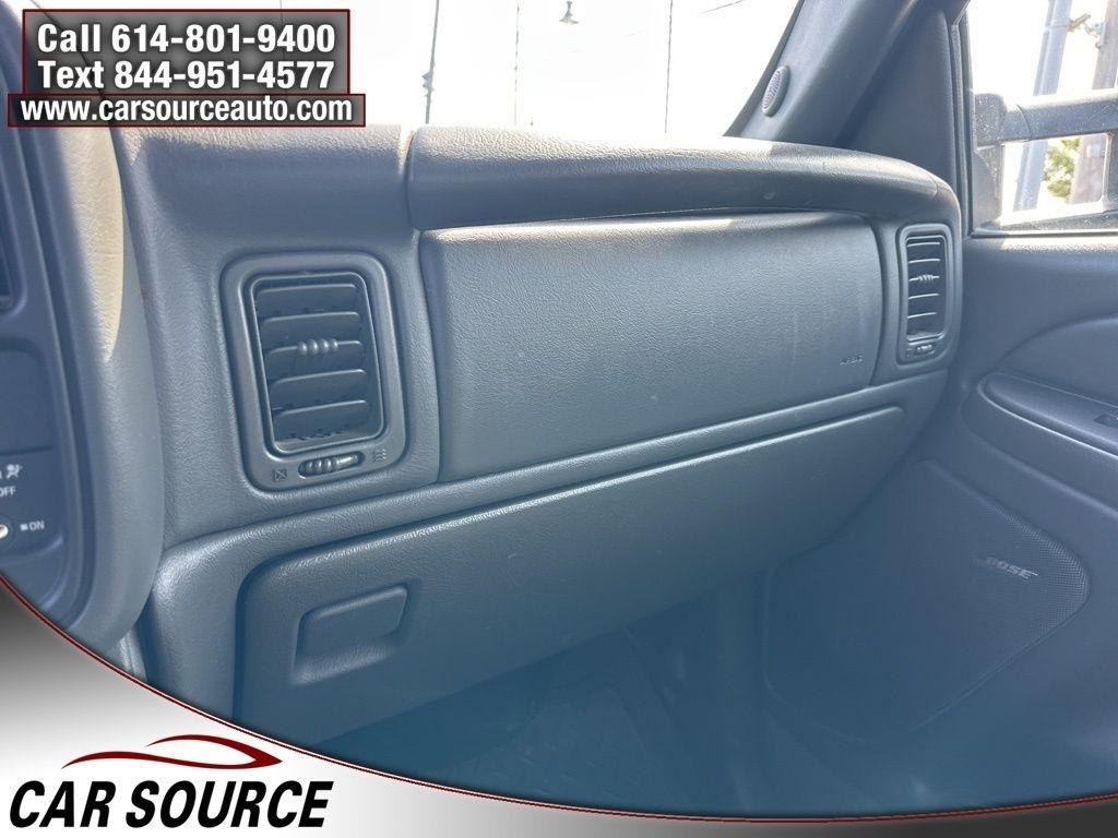 GMC Sierra 2500HD  2005