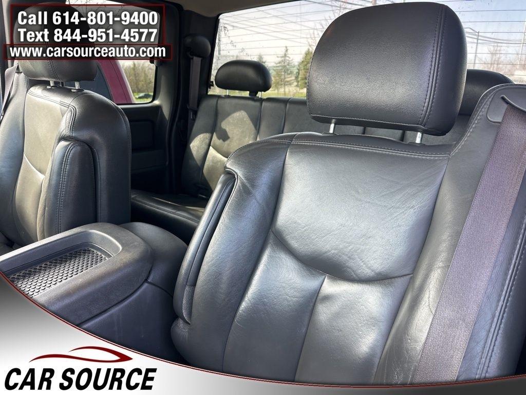 GMC Sierra 2500HD  2005