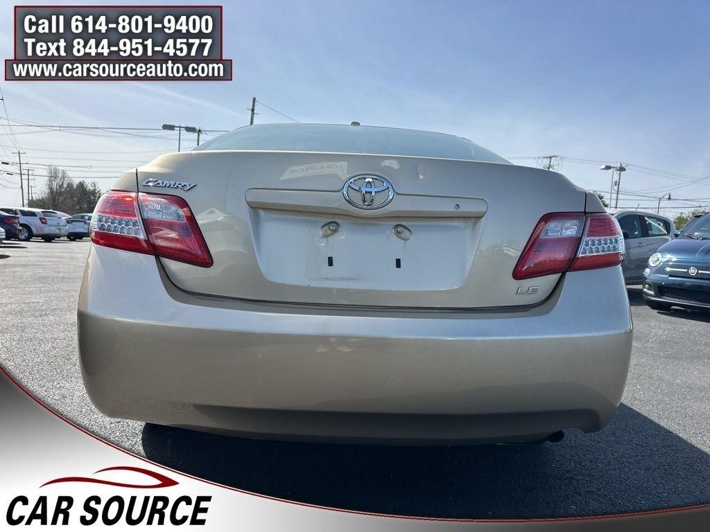 Toyota Camry  2011