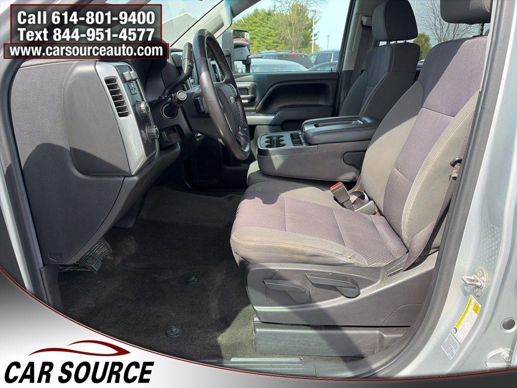 Chevrolet Silverado 3500HD Built After Aug 14  2015