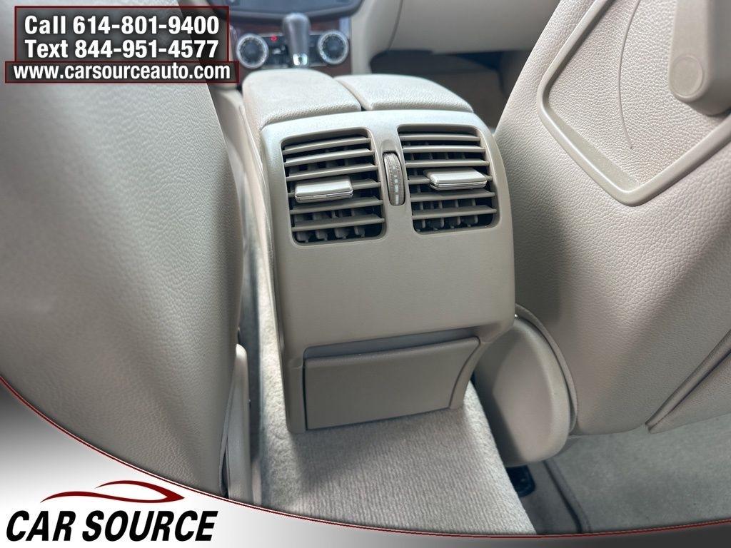 Mercedes-Benz C-Class  2010