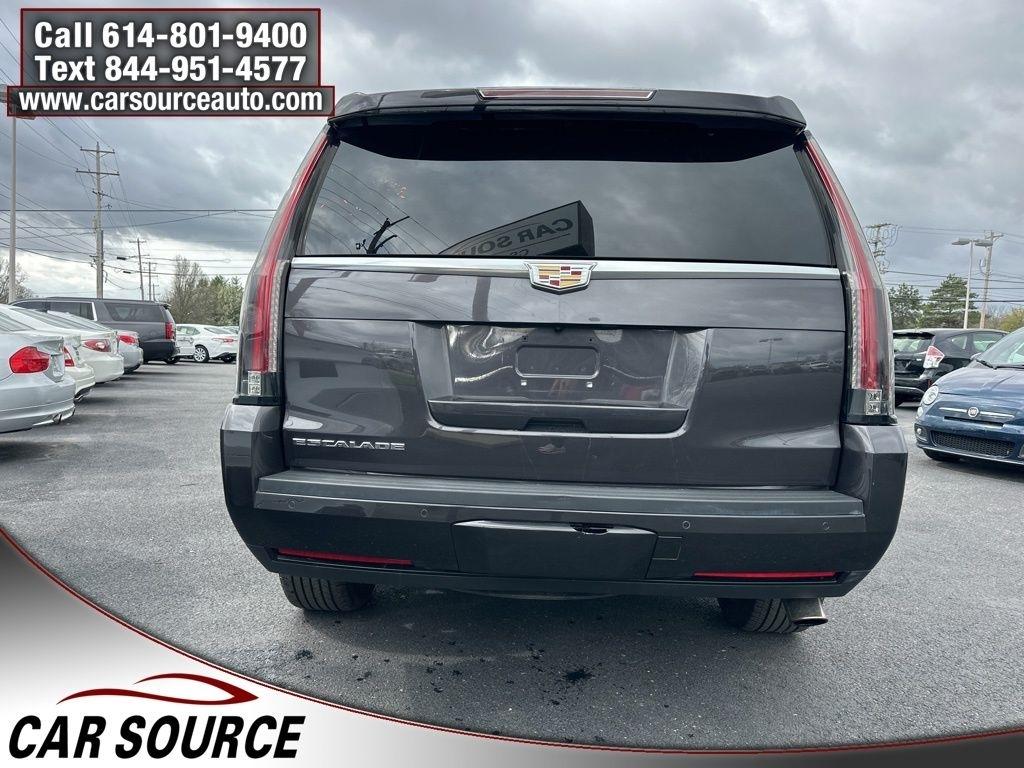 Cadillac Escalade  2016