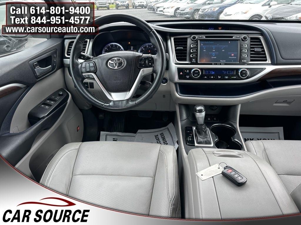Toyota Highlander  2016